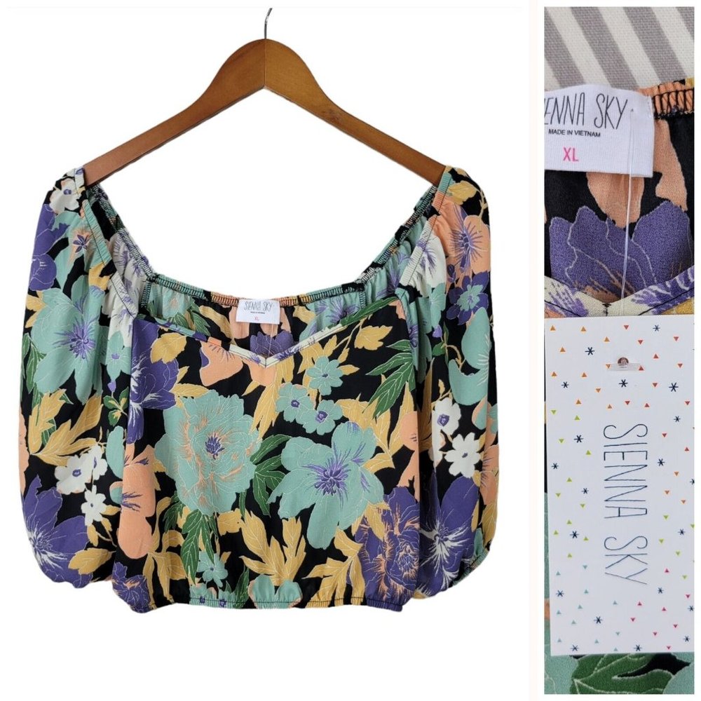 NEW Sienna Sky Crop Top Hawaiian Shirt luau Boho Blouson Shirt Puff Sleev NWT